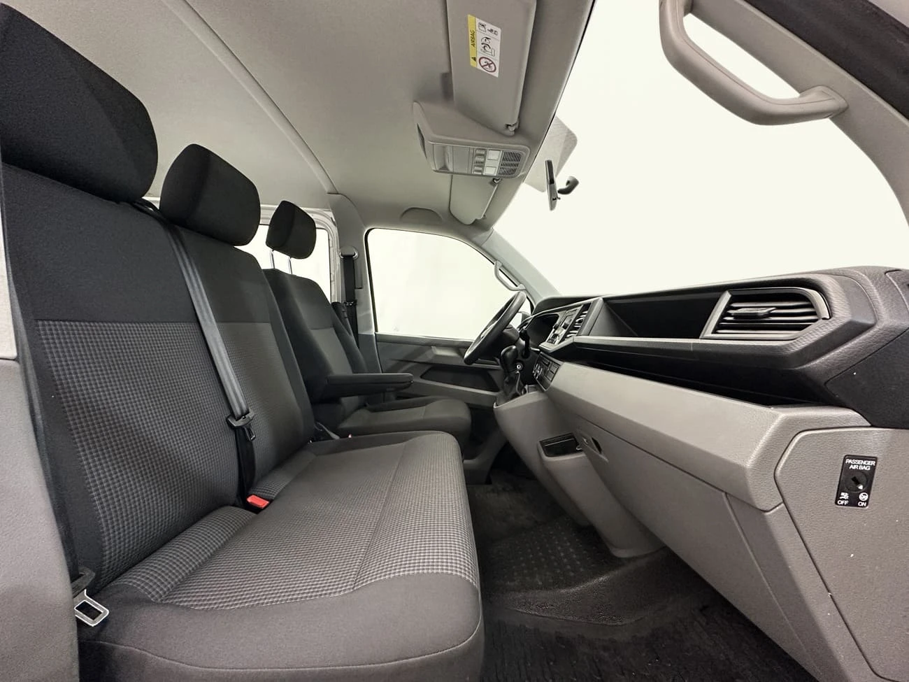 VW Transporter T30 2.0 TDI* BMT* 9-sits* Парктроник*  - изображение 10