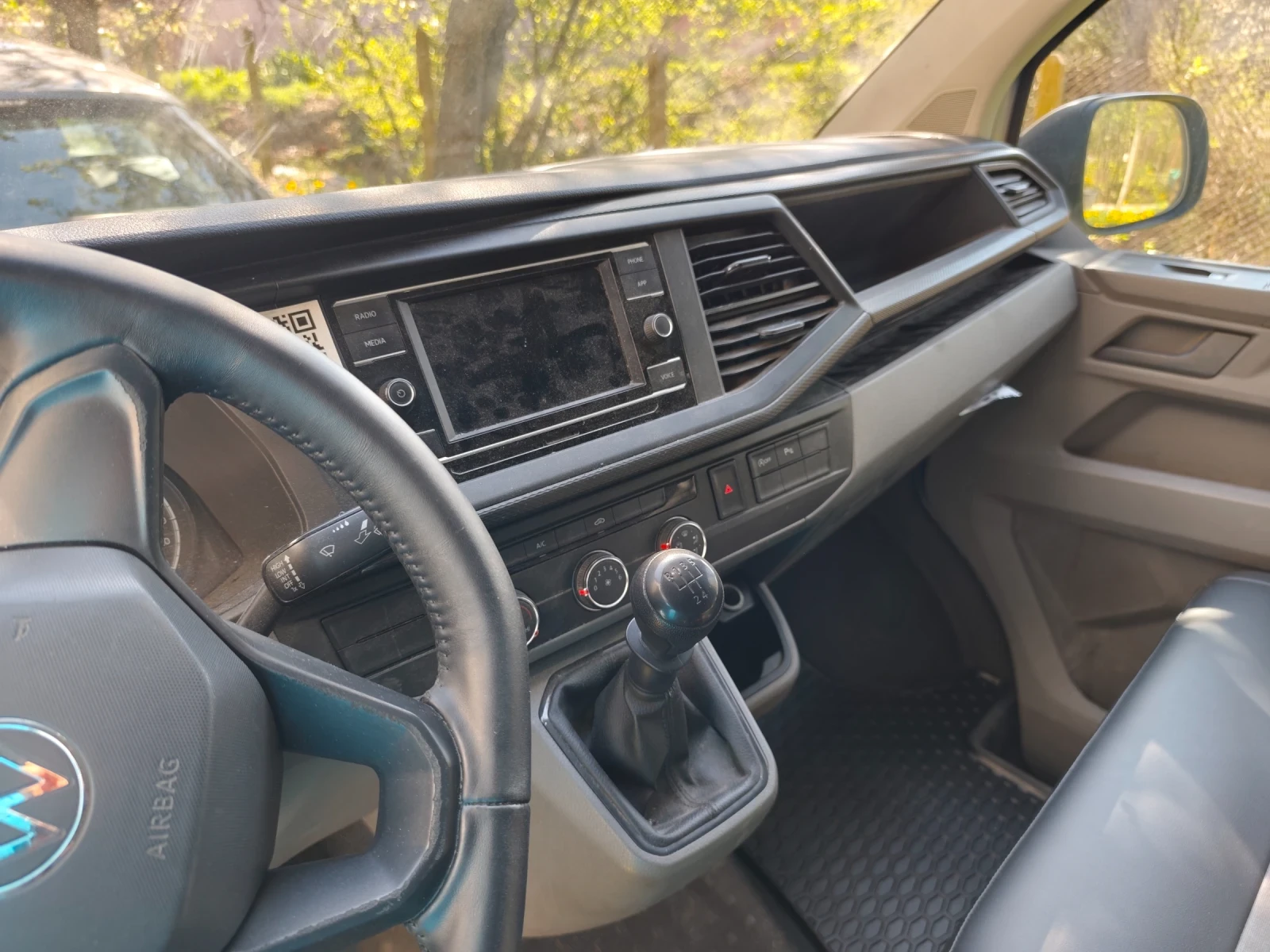 VW Transporter Т6.1 Фейслифт 2.0тди 110к.с 11.2020г - изображение 6