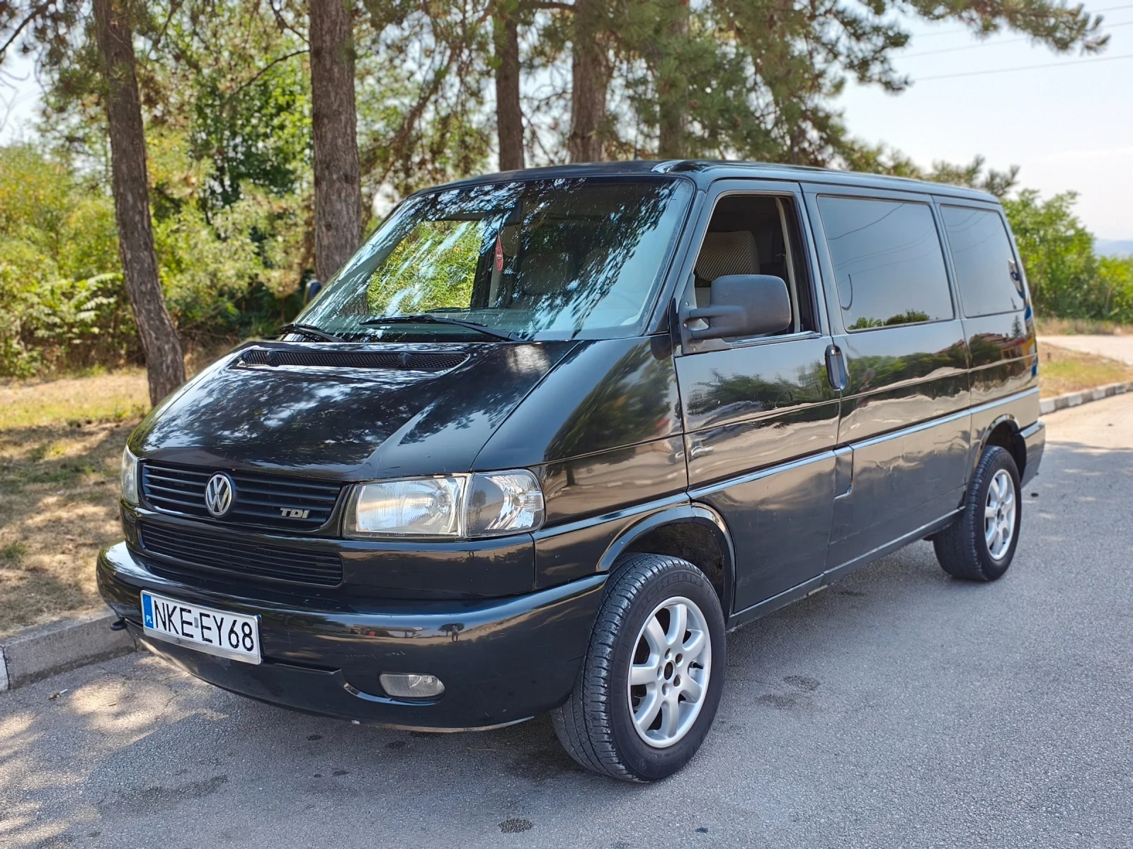 VW T4 caravelle 2.5 tdi 102 ps, снимка 3 - Бусове и автобуси - 55621368