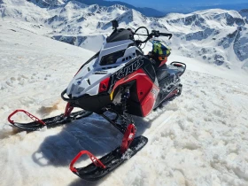 Polaris Snowmobile Khaos 155, снимка 9