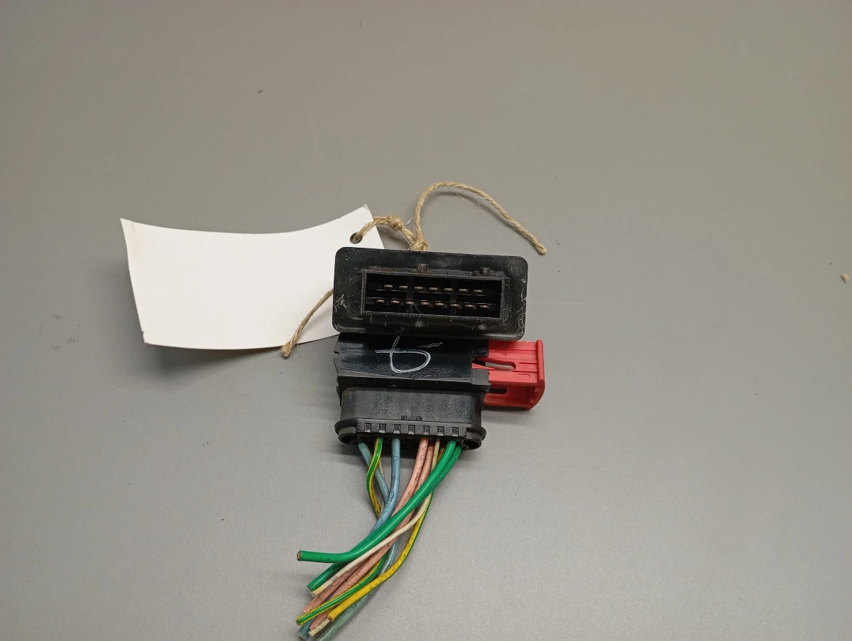 ���� ������� �4 1.4� | Mobile.bg � ����������� 1