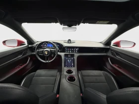 Porsche Taycan GTS, снимка 11