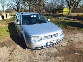 VW Golf 2.0 гАЗ, снимка 2