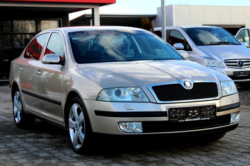 Skoda Octavia 2.0TDI СОБСТВЕН ЛИЗИНГ, снимка 2 - Автомобили и джипове - 43871881