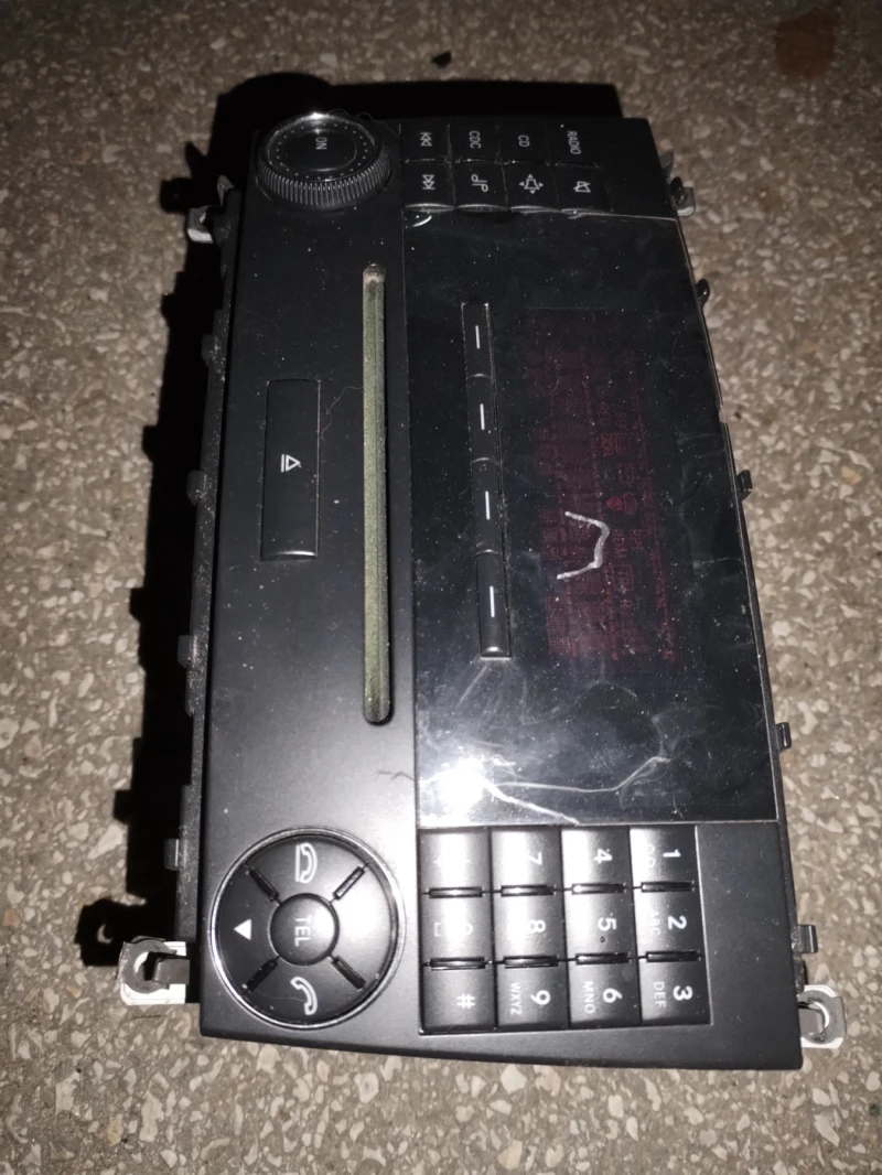 Mercedes-Benz C 180 Avangard , снимка 9 - Автомобили и джипове - 50919628