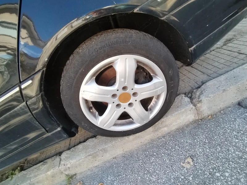 Mercedes-Benz C 180 Avangard , снимка 7 - Автомобили и джипове - 50919628