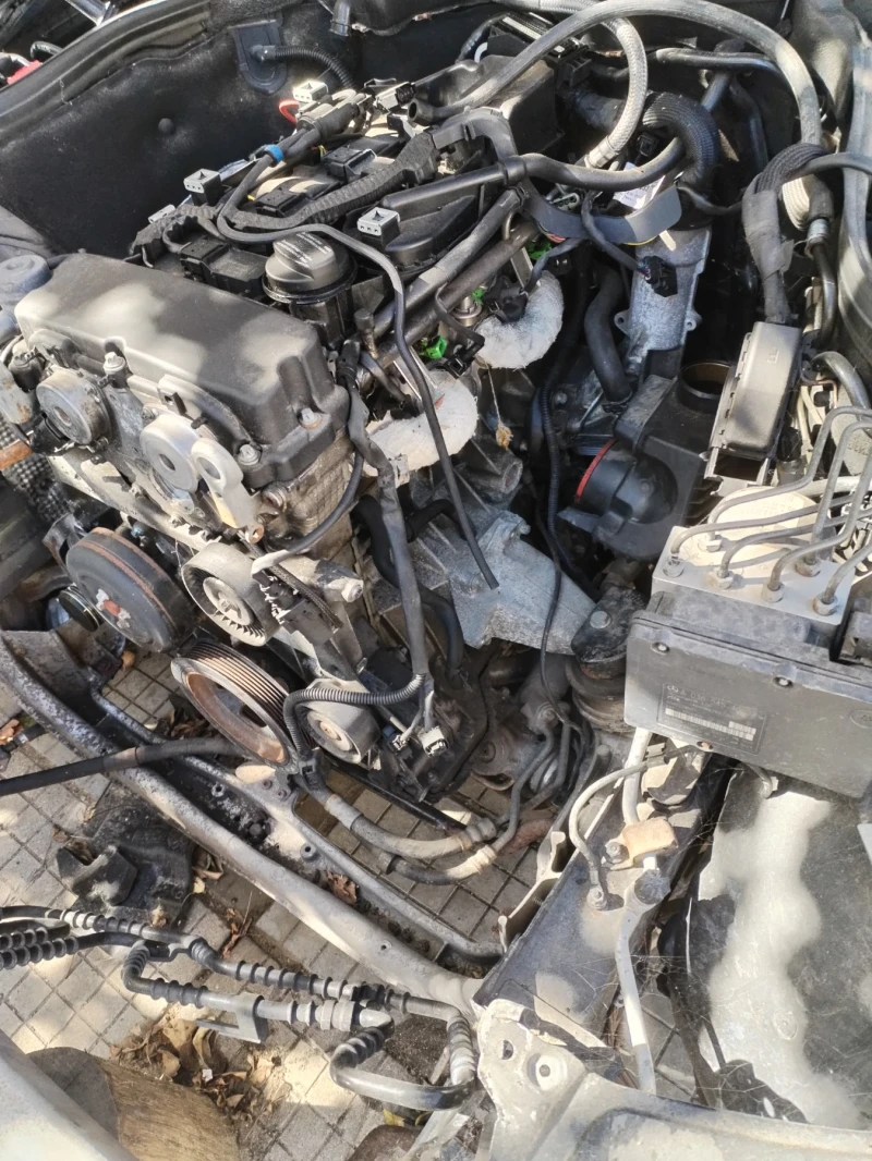 Mercedes-Benz C 180 Avangard , снимка 10 - Автомобили и джипове - 50919628