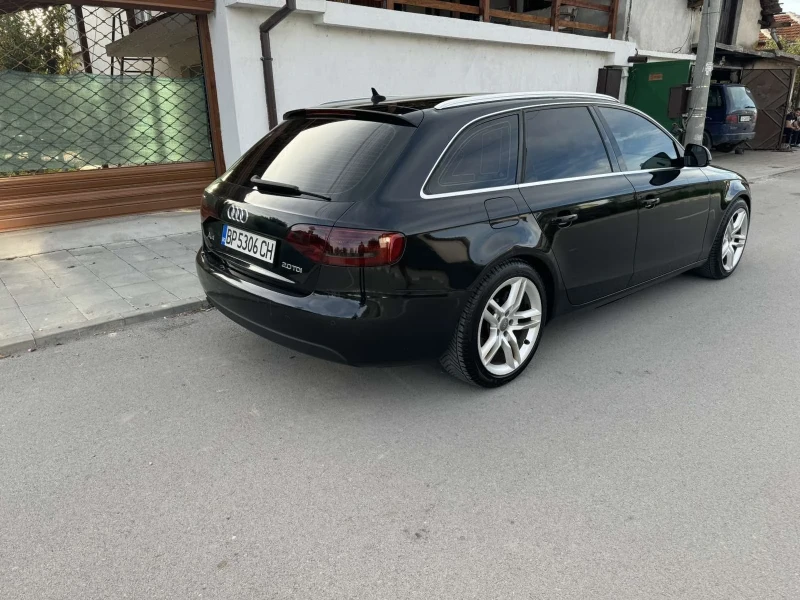 Audi A4 Автомат Навигация, снимка 4 - Автомобили и джипове - 47512754