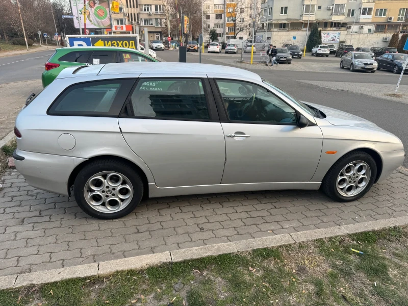 Alfa Romeo 156 sportwagon, снимка 2 - Автомобили и джипове - 49116678