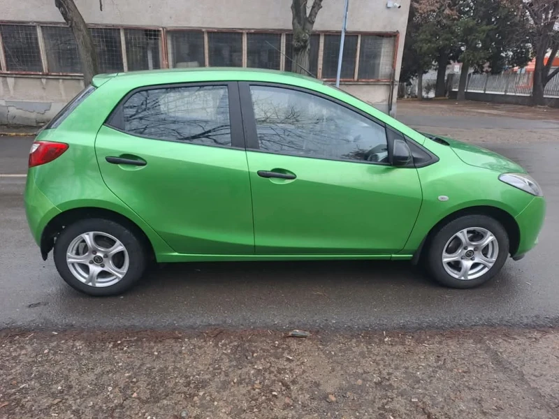 Mazda 2 1300, снимка 10 - Автомобили и джипове - 49414105