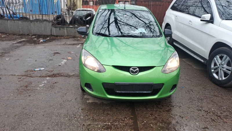 Mazda 2 1300, снимка 7 - Автомобили и джипове - 49414105