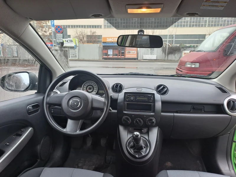 Mazda 2 1300, снимка 8 - Автомобили и джипове - 49414105