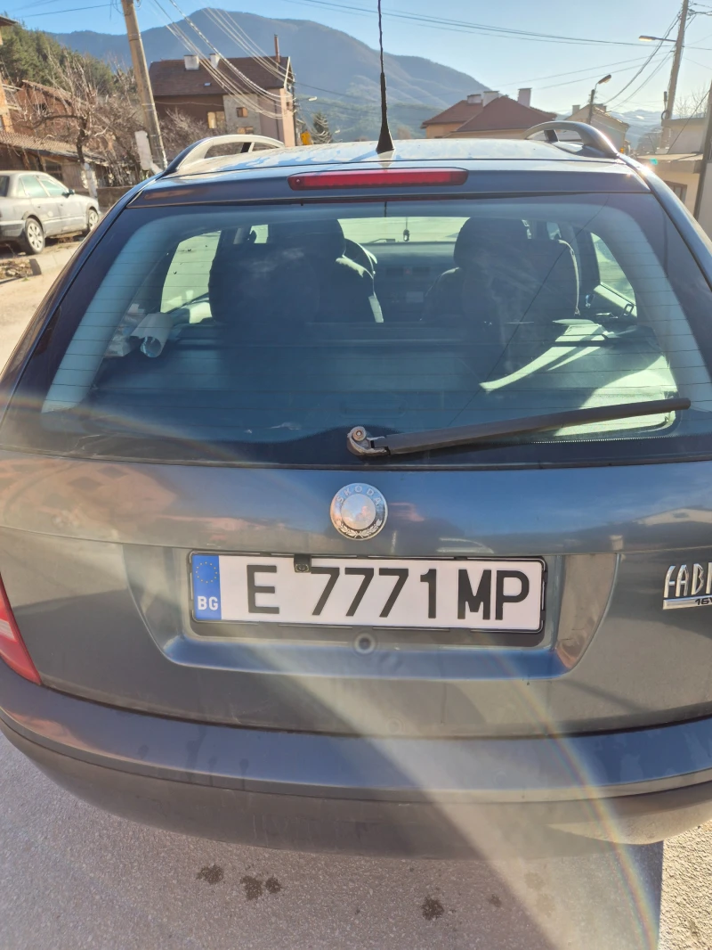 Skoda Fabia, снимка 4 - Автомобили и джипове - 49414171