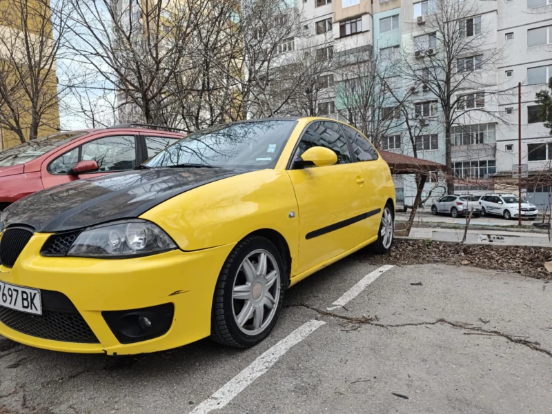 Seat Ibiza, снимка 1 - Автомобили и джипове - 49483258