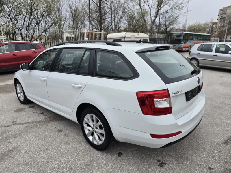Skoda Octavia 1.6TDI, снимка 4 - Автомобили и джипове - 50215663