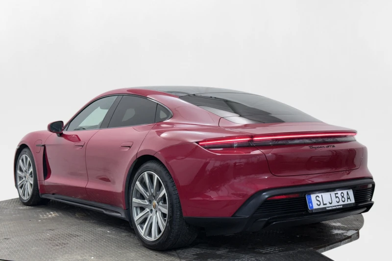 Porsche Taycan GTS, снимка 7 - Автомобили и джипове - 51892360