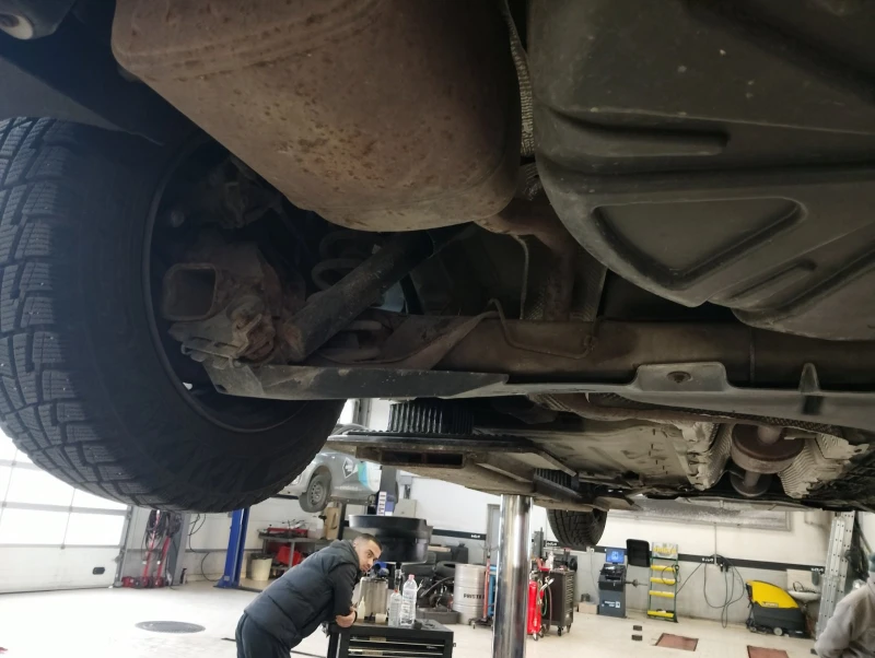 Renault Scenic 1.4, снимка 7 - Автомобили и джипове - 52330702