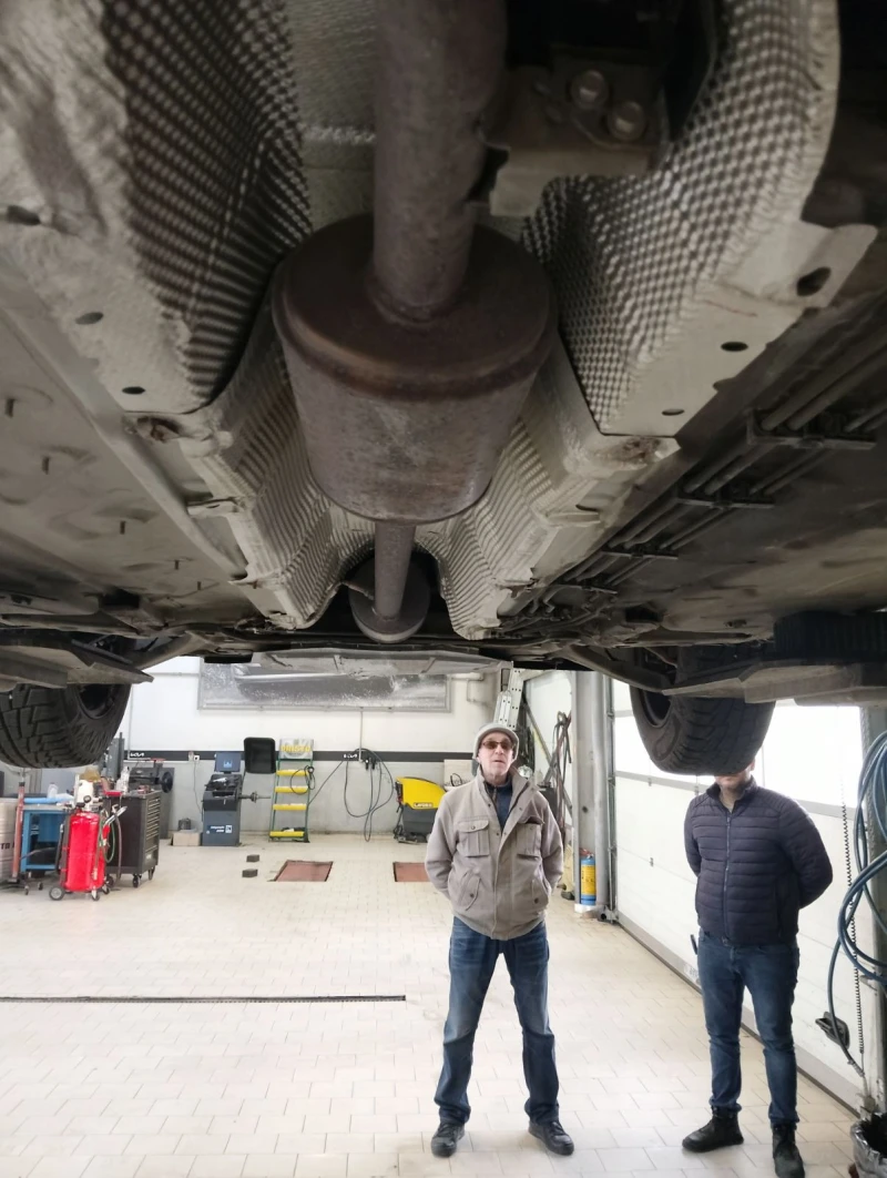 Renault Scenic 1.4, снимка 6 - Автомобили и джипове - 52330702