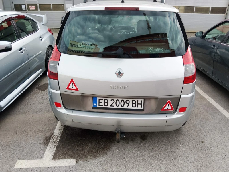 Renault Scenic 1.6, снимка 2 - Автомобили и джипове - 52330702