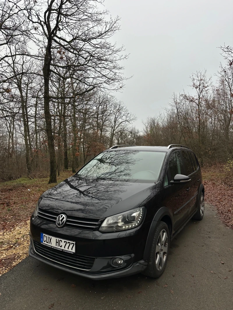 VW Touran Cross