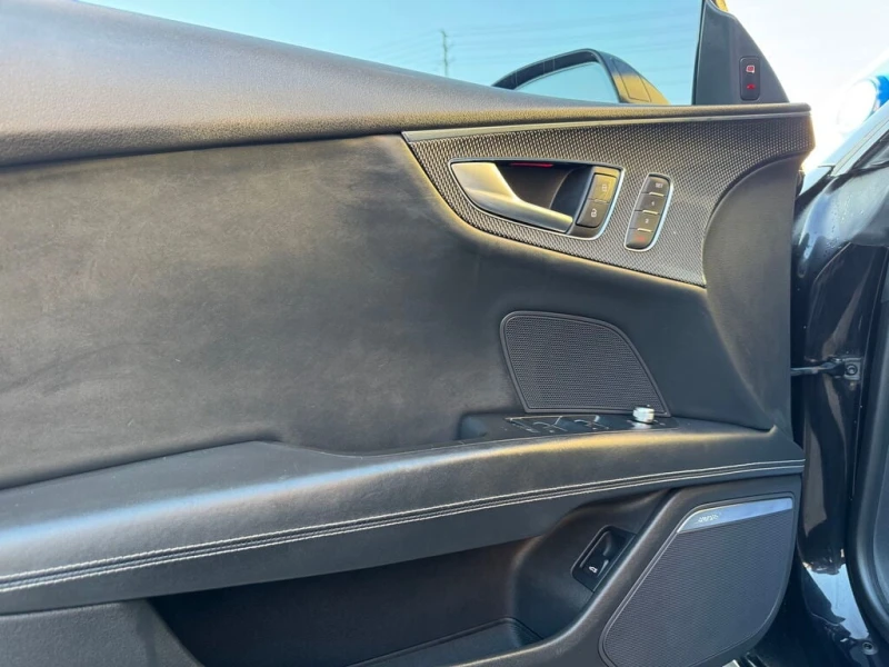 Audi S7 * 4.0T 4dr All wheel Drive quattro Sportback * CAR, снимка 11 - Автомобили и джипове - 52969317