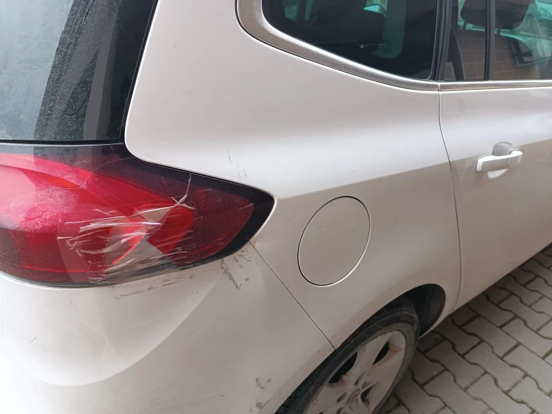Opel Zafira Ван, снимка 13 - Автомобили и джипове - 53086260