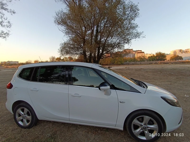 Opel Zafira Ван, снимка 4 - Автомобили и джипове - 53086260