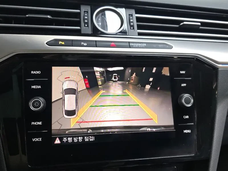 VW Arteon 2.0 Tdi Premium, снимка 15 - Автомобили и джипове - 55610419