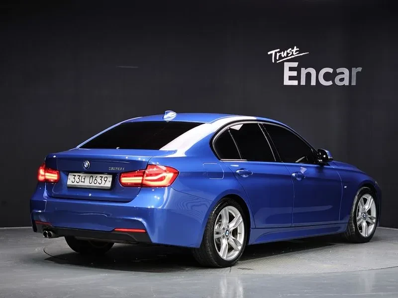 BMW 328 i M Sports - САМО 30% АВАНС, снимка 3 - Автомобили и джипове - 56304556