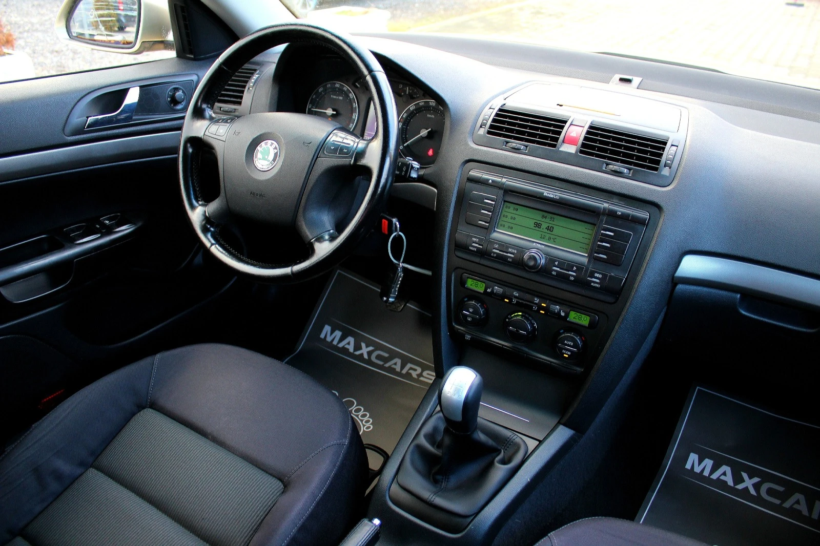Skoda Octavia 2.0TDI СОБСТВЕН ЛИЗИНГ | Mobile.bg — изображение 13