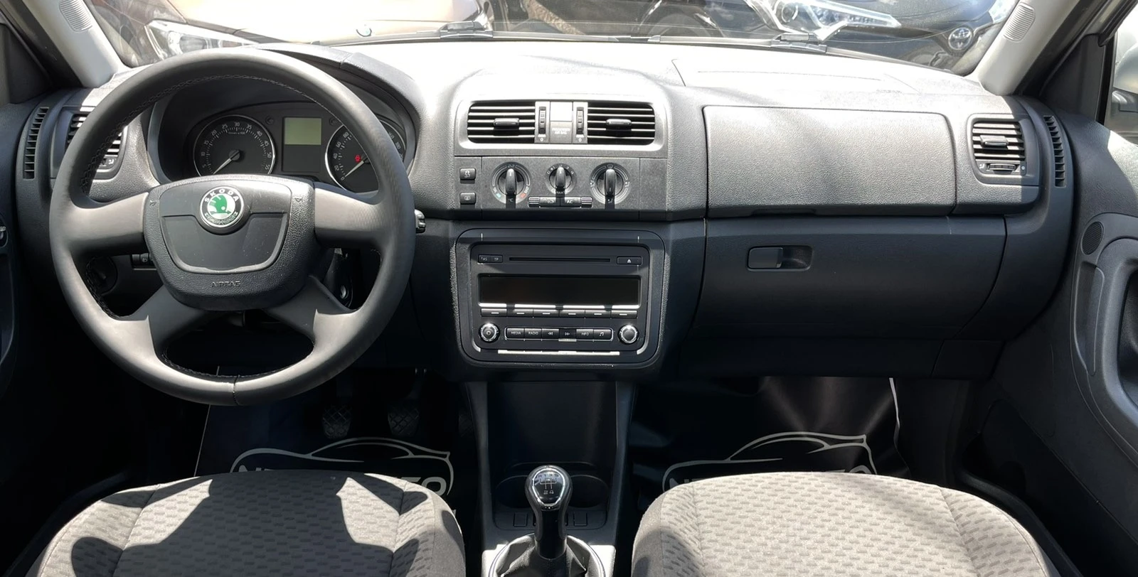 Skoda Fabia 1.6TDI 75HP | Mobile.bg   11