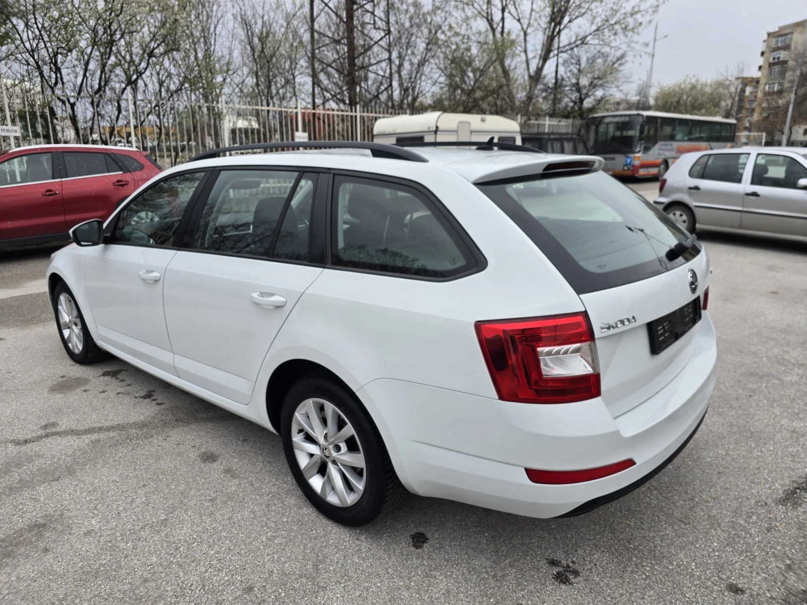 Skoda Octavia 1.6TDI - изображение 4