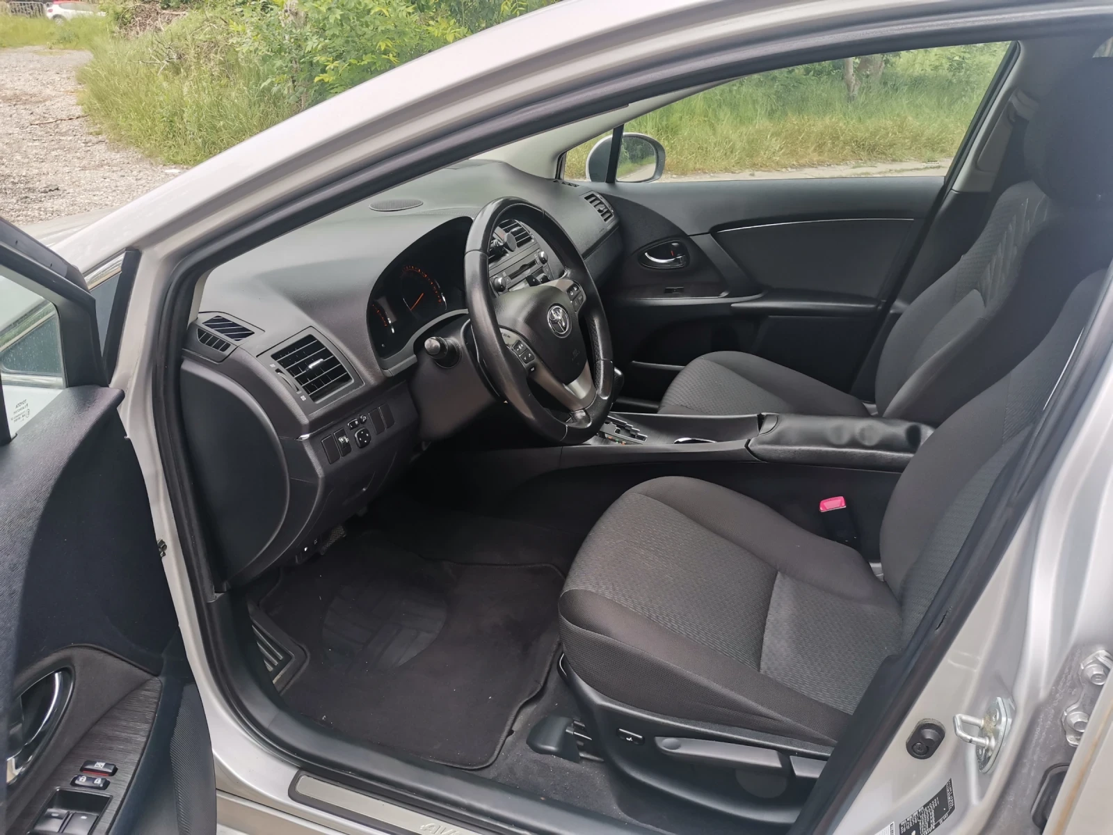 Toyota Avensis 2.0i  - изображение 9