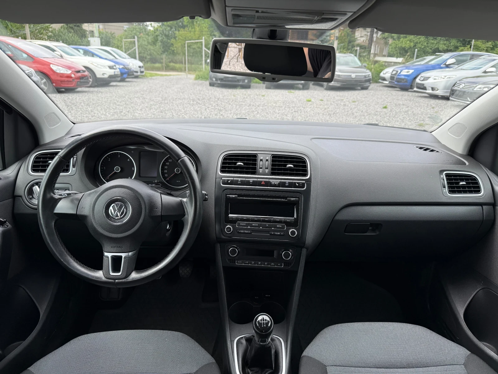 VW Polo 1.6 TDI (90кc) Климатроник/Подгрев седалки/2013г. - изображение 9