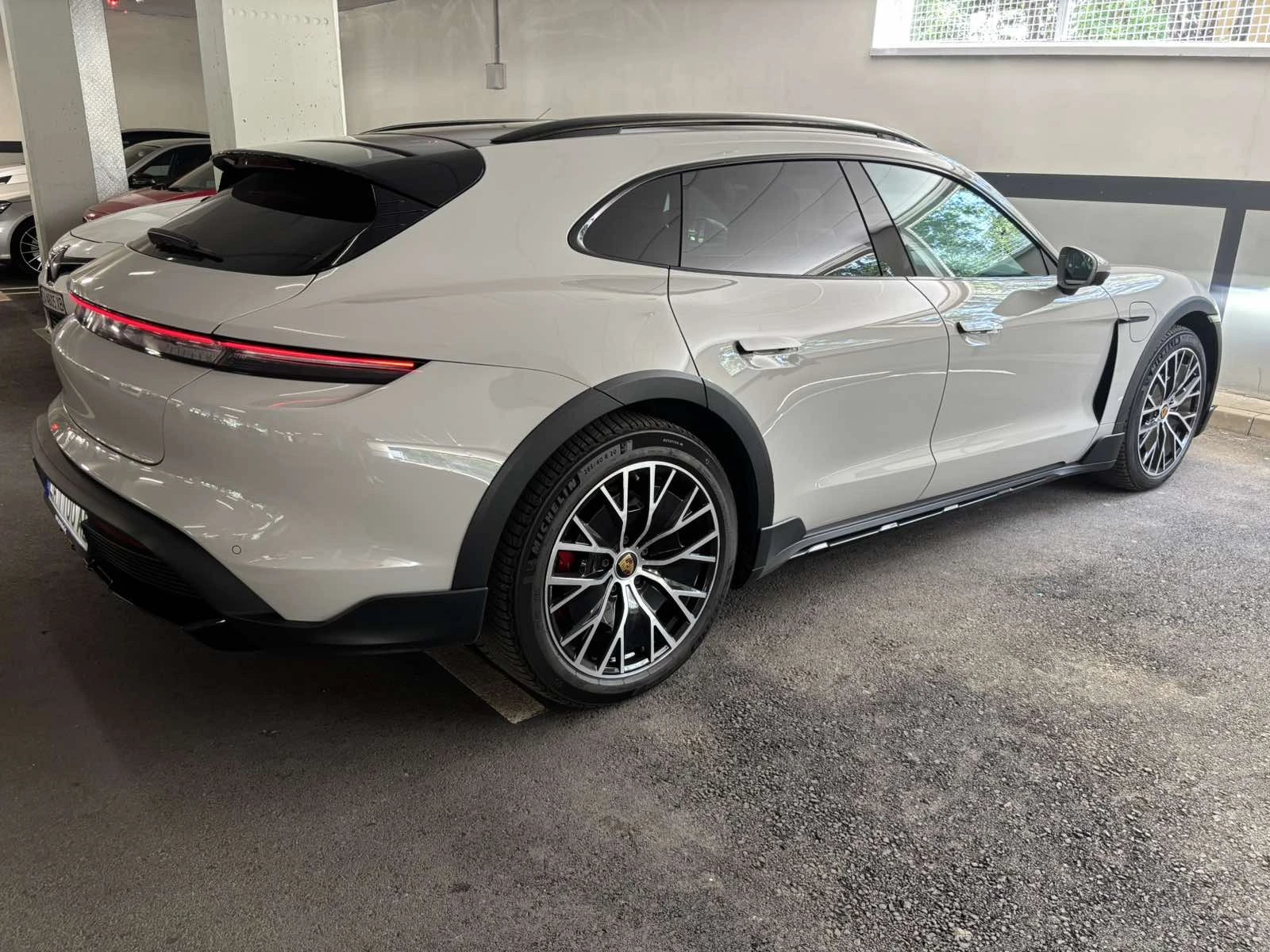 Porsche Taycan 4S CROSS TURISMO PANO* BOSE 360CAM DISTR  93.4kWh - изображение 4
