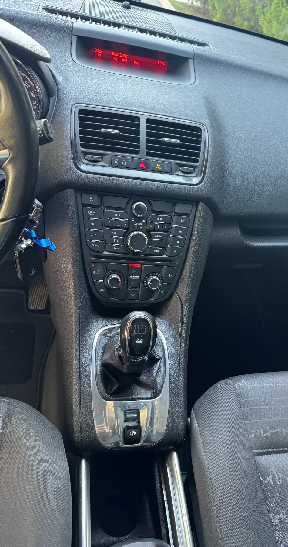 Opel Meriva  - изображение 10