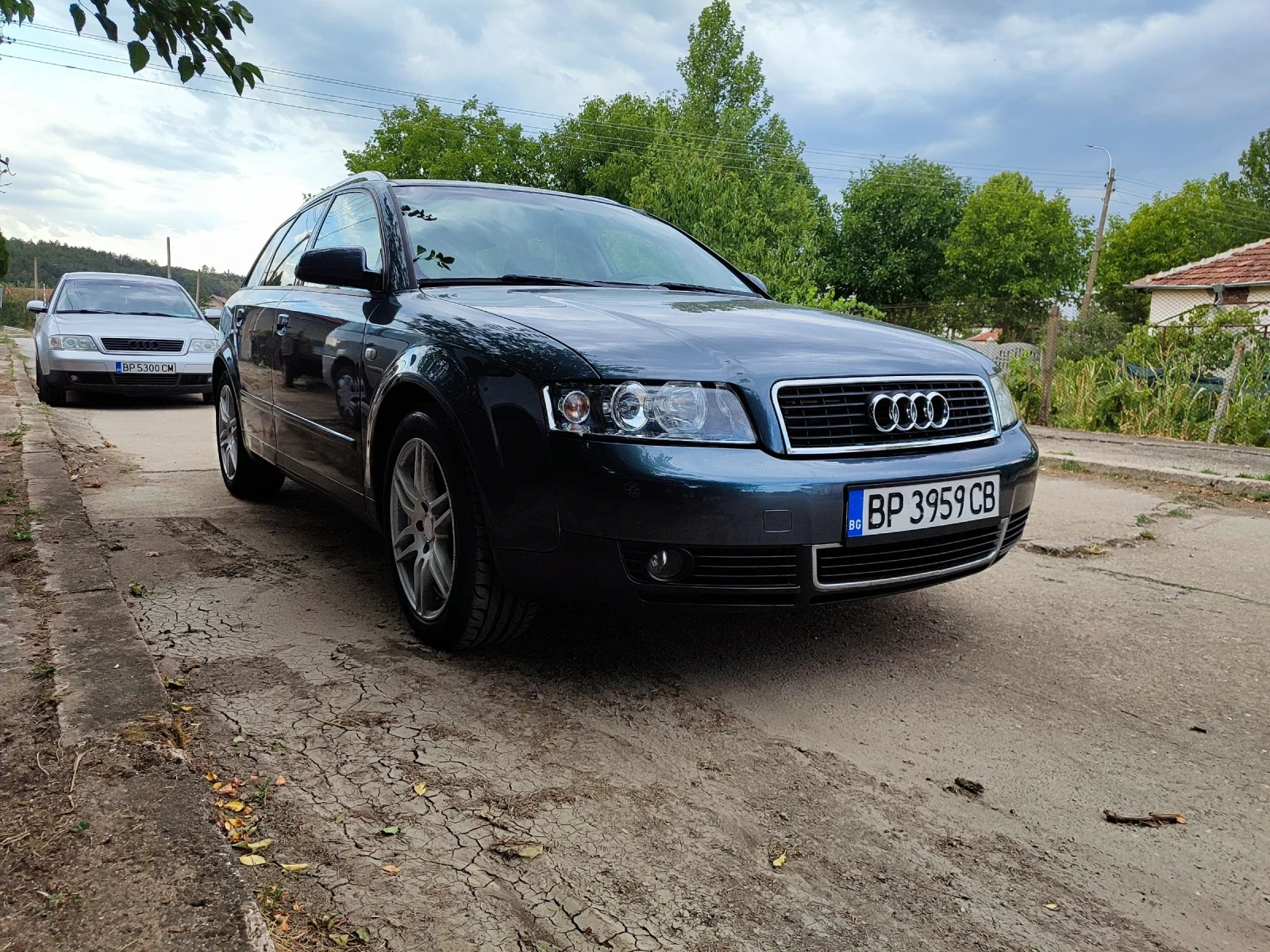 Audi A4  - изображение 5