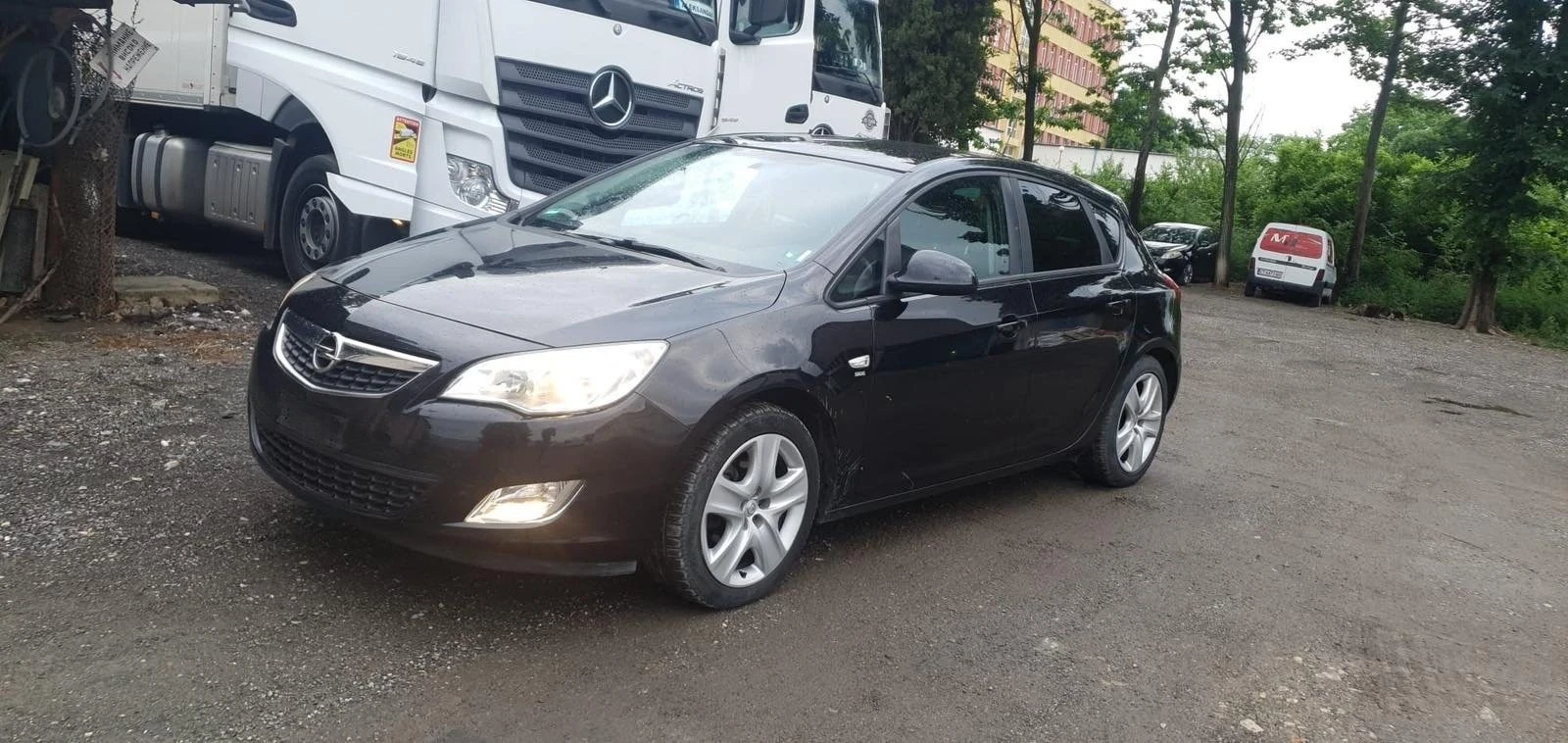Opel Astra 1.3tdci - изображение 2