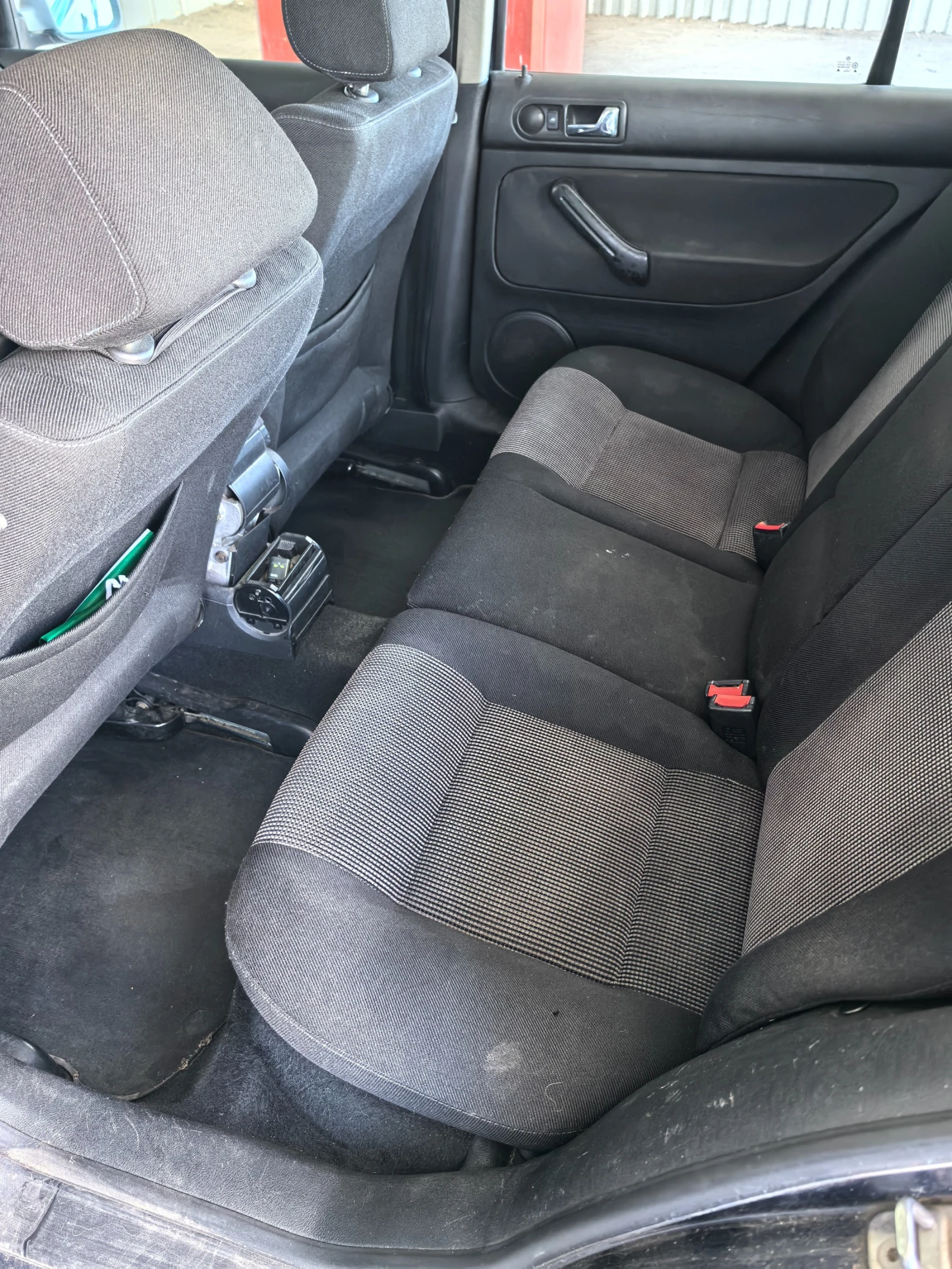 VW Golf 1.6 SR - изображение 8