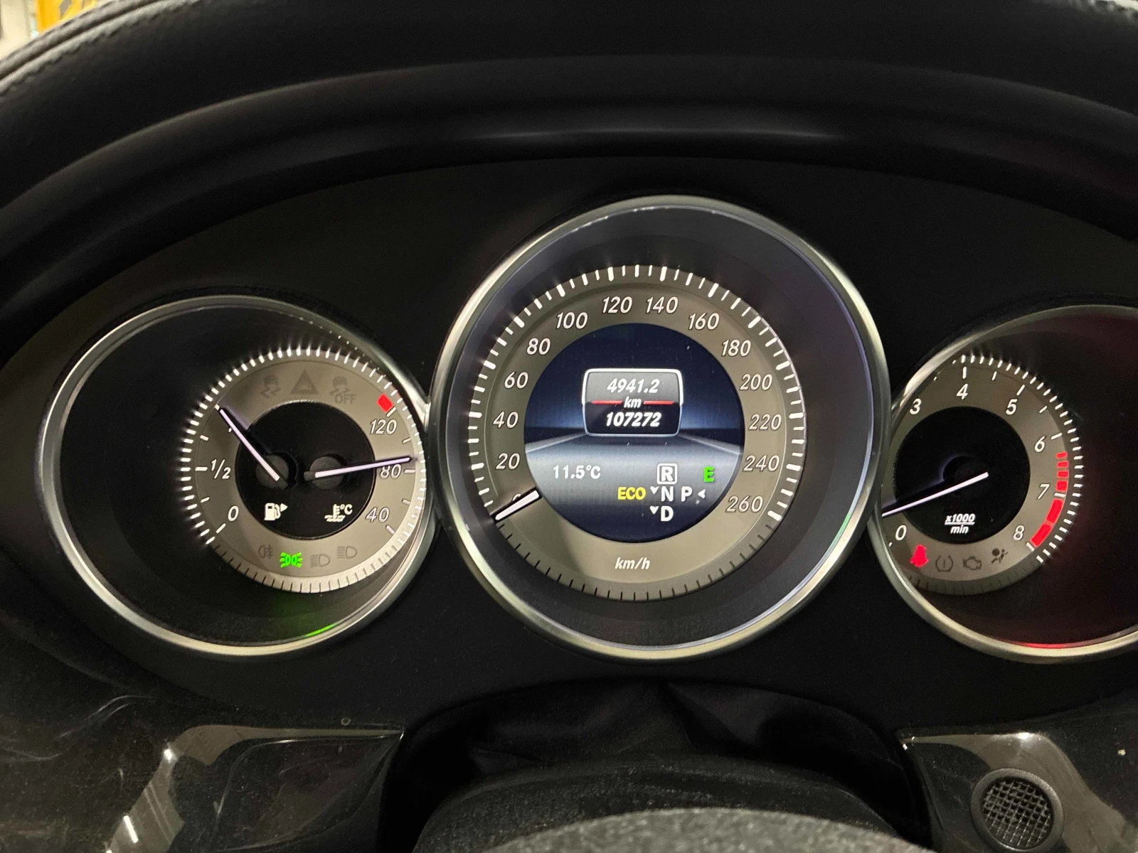 Mercedes-Benz CLS 500 * * CARFAX * * АВТО КРЕДИТ * *  - изображение 10