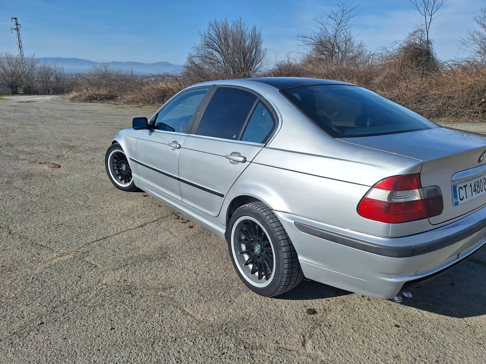 BMW 330, снимка 10 - Автомобили и джипове - 53846236