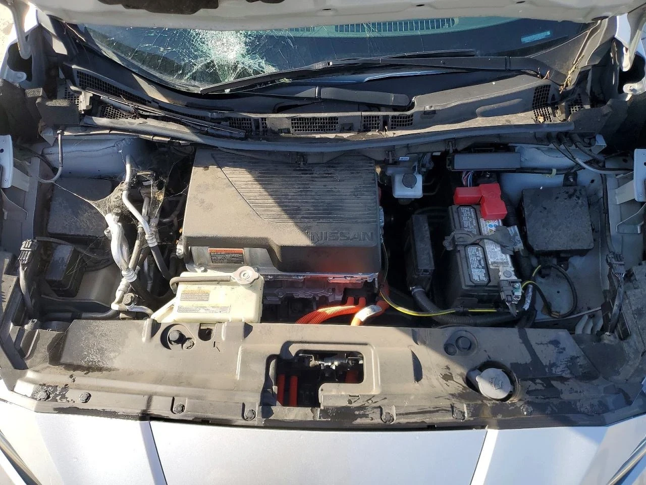 Nissan Leaf  SV PLUS | 360 КАМЕРА | KEYLESS | , снимка 11 - Автомобили и джипове - 54335698