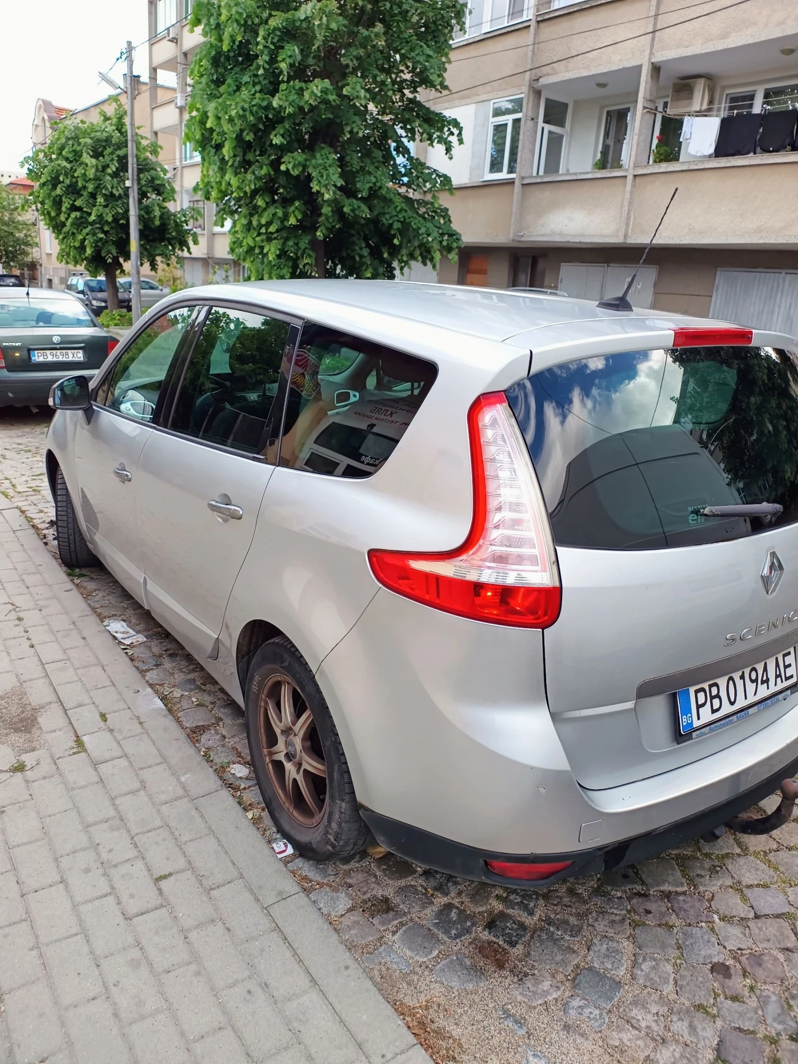 Renault Grand scenic, снимка 3 - Автомобили и джипове - 54584282