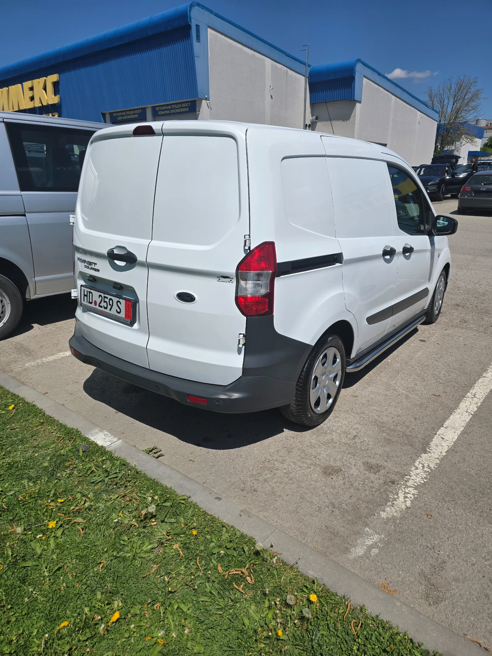 Ford Courier 1.5D 2022г, снимка 6 - Автомобили и джипове - 54791127