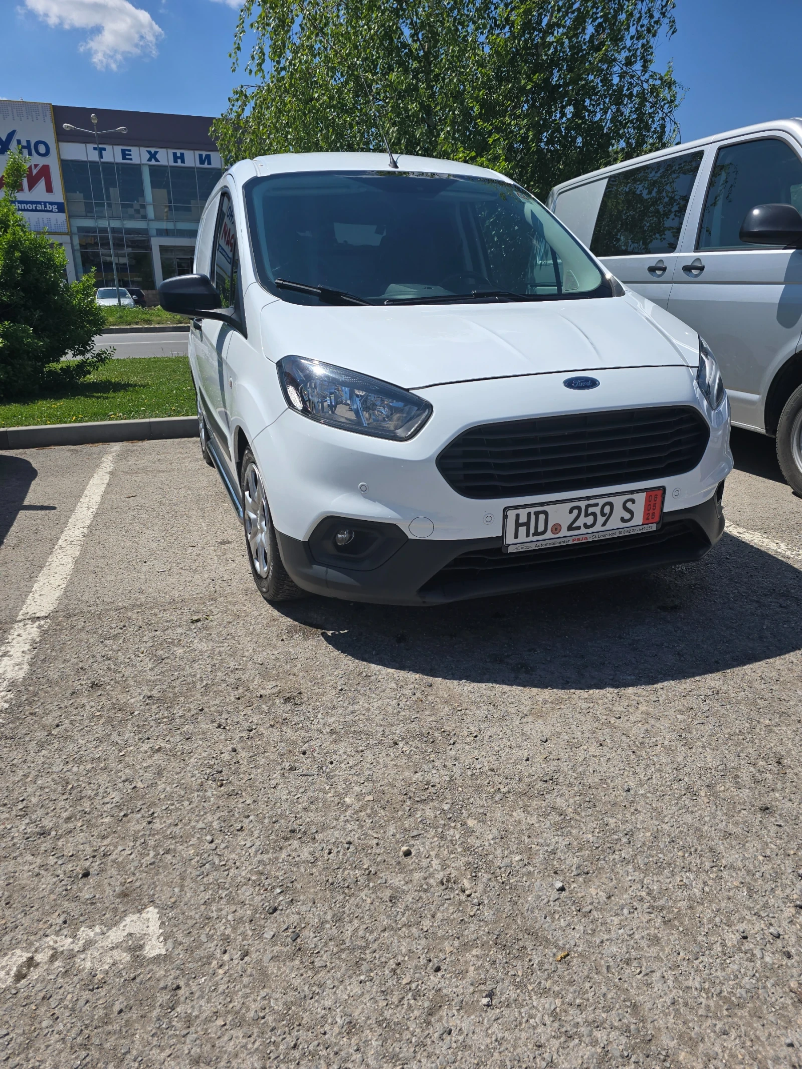 Ford Courier 1.5D 2022г, снимка 2 - Автомобили и джипове - 54791127