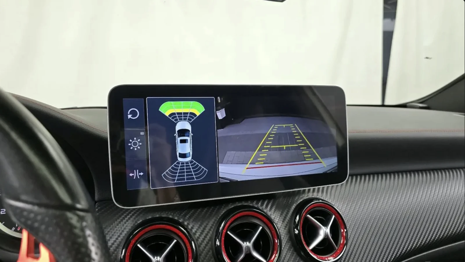 Mercedes-Benz A45 AMG CARBON / ПАНОРАМА / CARPLAY / , снимка 12 - Автомобили и джипове - 54868922