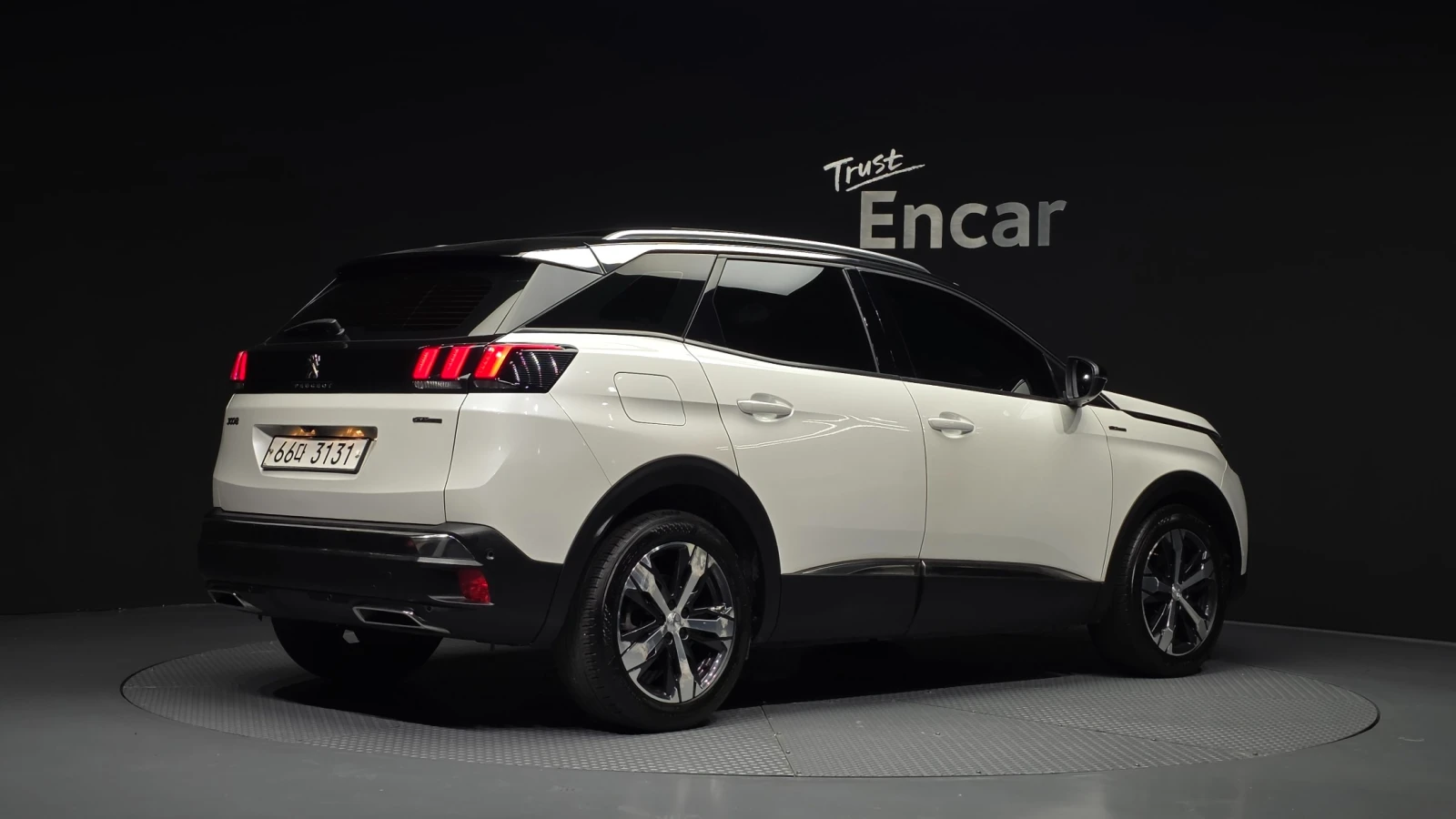 Peugeot 3008 1.5 BlueHDi GT Line | Панорама | Адаптивен круиз |, снимка 2 - Автомобили и джипове - 54875523