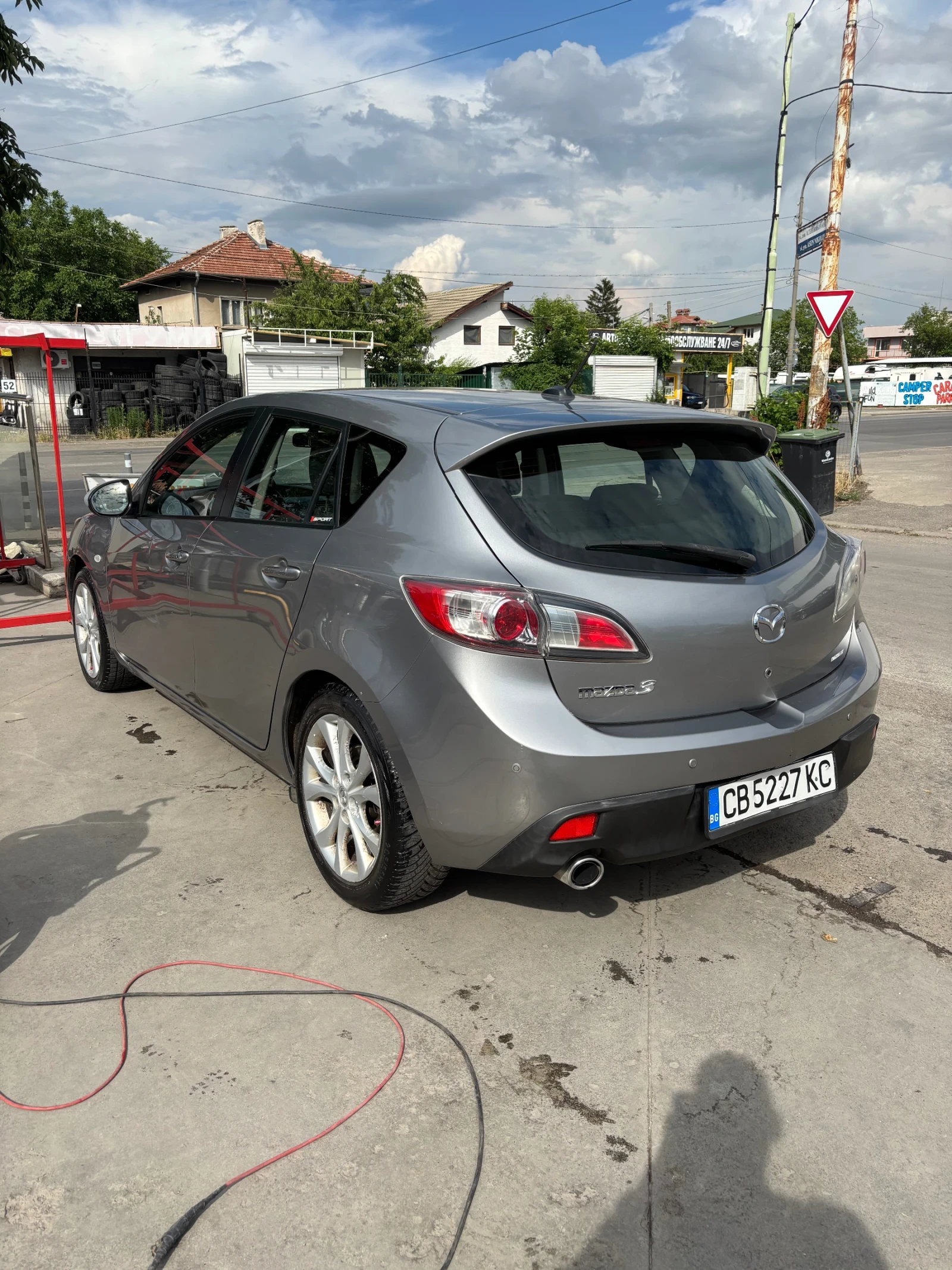 Mazda 3 2.2 дизел перфектна, снимка 4 - Автомобили и джипове - 55000873