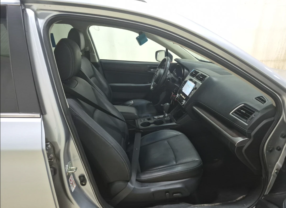 Subaru Outback AWD* LIMITED* Памет* Подгрев* Панорама* Камера, снимка 13 - Автомобили и джипове - 55391823