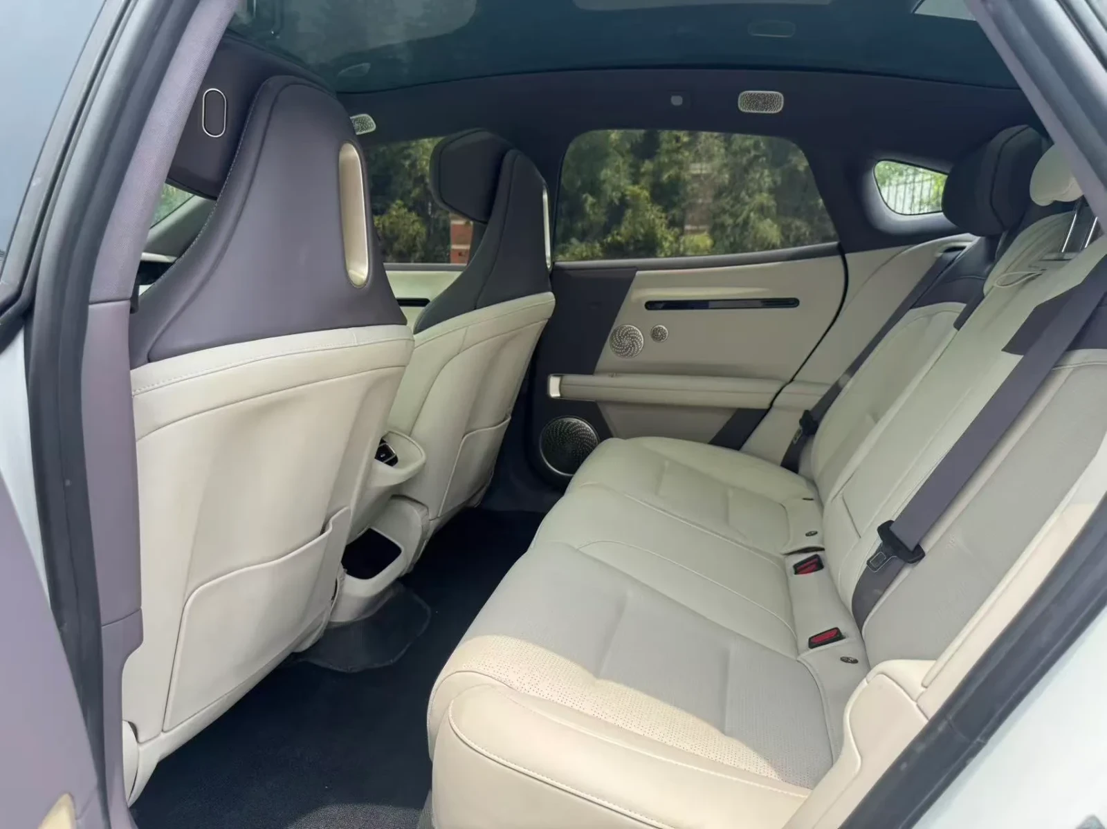 Avatr 06 | 360 ������ | ��������� | KEYLESS |  | Mobile.bg � ����������� 8